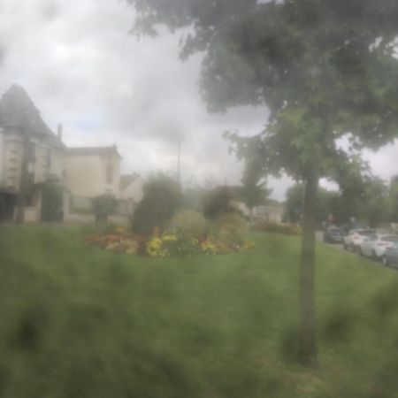 Loue Studio Propre !, Endroit Tres Calme, A 5 Minutes Gare Mantes La Jolie, Luaran gambar