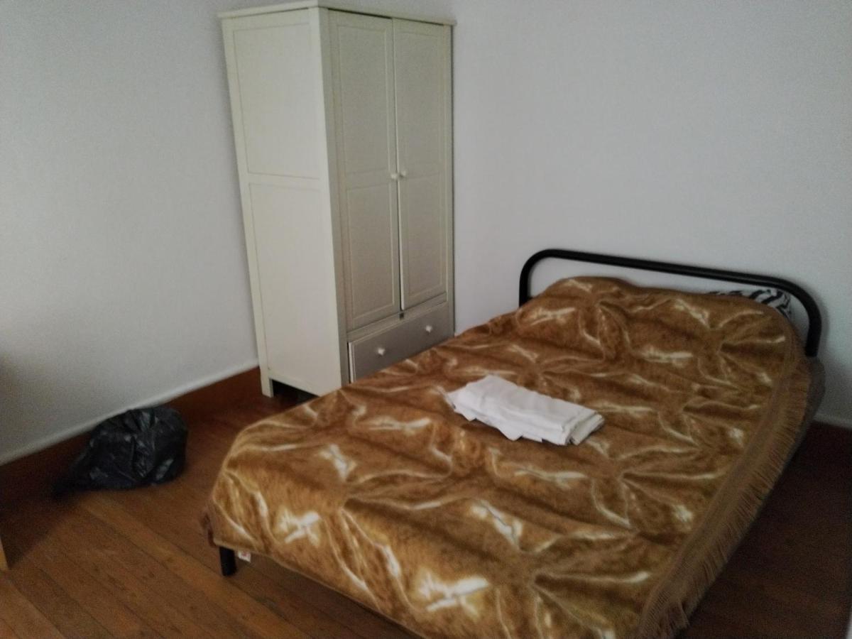 Loue Studio Propre !, Endroit Tres Calme, A 5 Minutes Gare Mantes La Jolie, Luaran gambar
